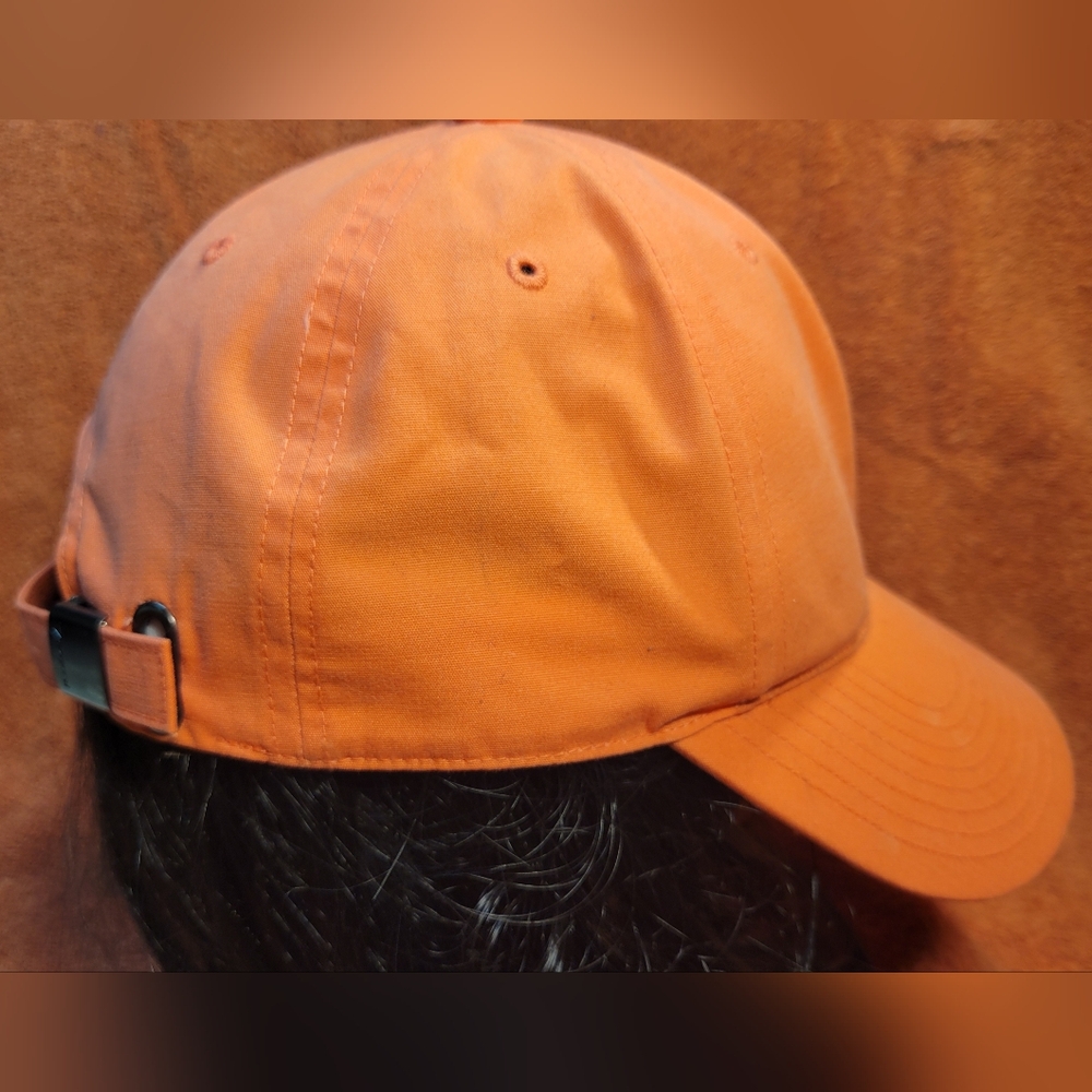Ladies orange Reebok cap / hat. - Picture 6 of 7
